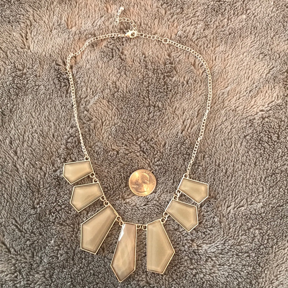 Target Statement Necklace - Picture 3 of 3